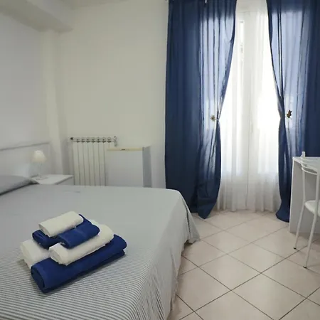 Amelie A * オートラント